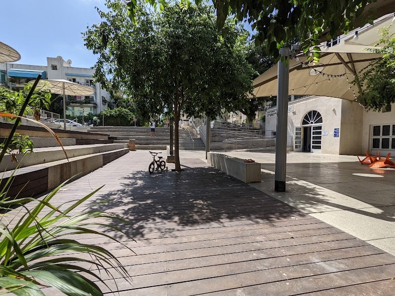 מרכז קהילתי אריק איינשטיין - תמונה 4