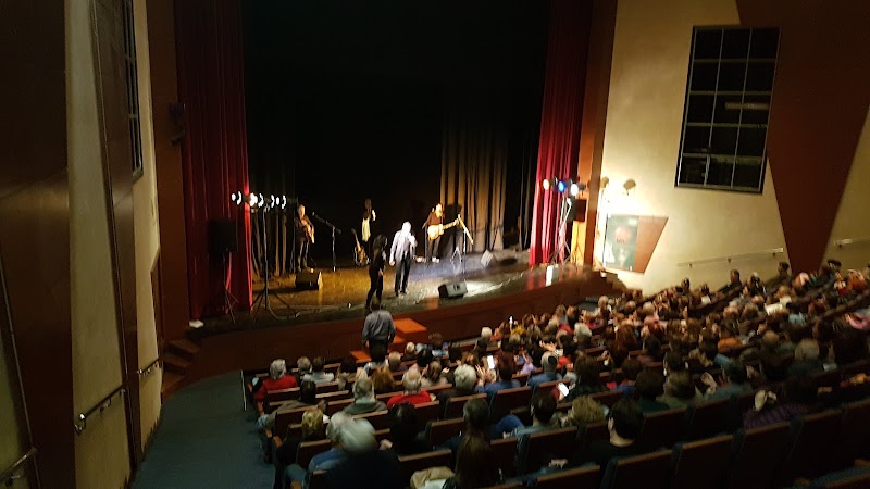 היכל התרבות באר טוביה - אודיטוריום - תמונה 3