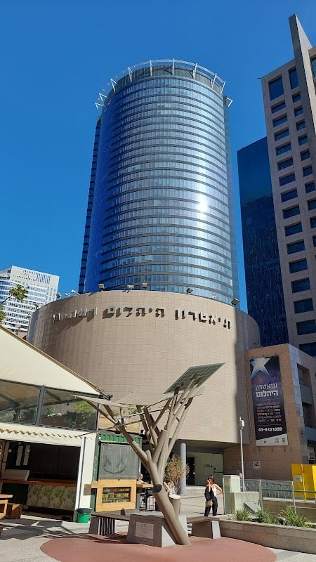 תיאטרון היהלום רמת גן - תמונה 2