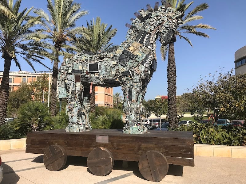 אוניברסיטת תל-אביב - אודיטוריום ע'ש סמולרש - תמונה 3